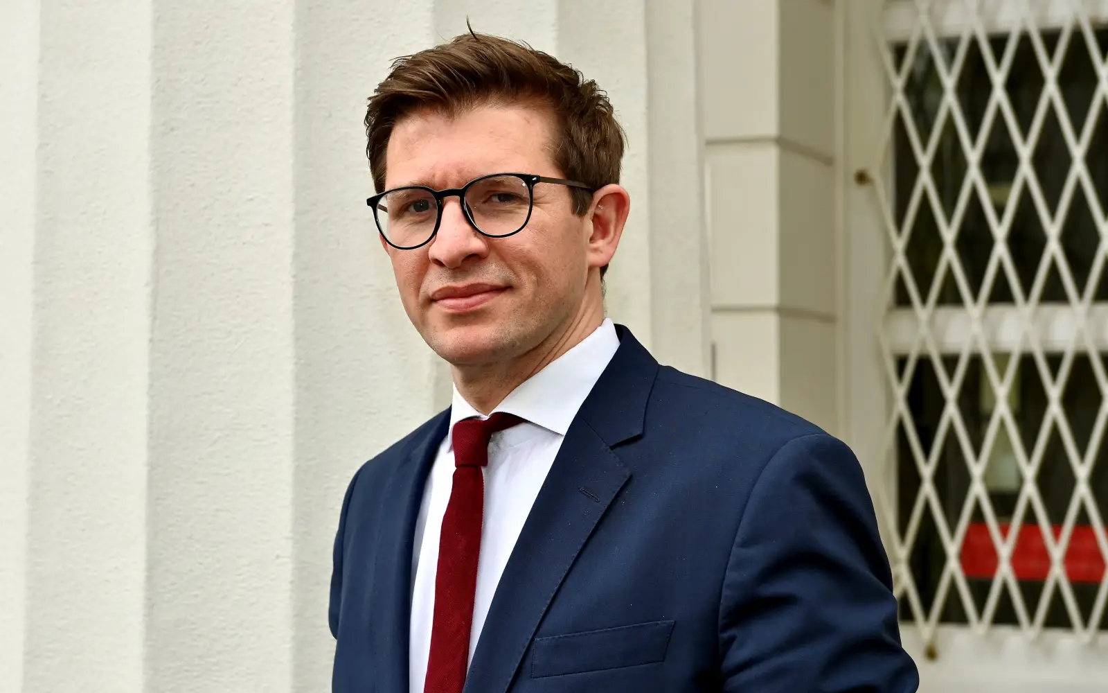 Fabian Zachel sitzt seit November 2025 für die SPD im Rat und vertritt als ehrenamtlicher Bürgermeister den Oberbürgermeister der Landeshauptstadt. Foto: Wolfgang Harste