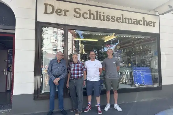 Schlüsseldienst Schmitt setzt Familientradition fort und ändert seine Öffnungszeiten