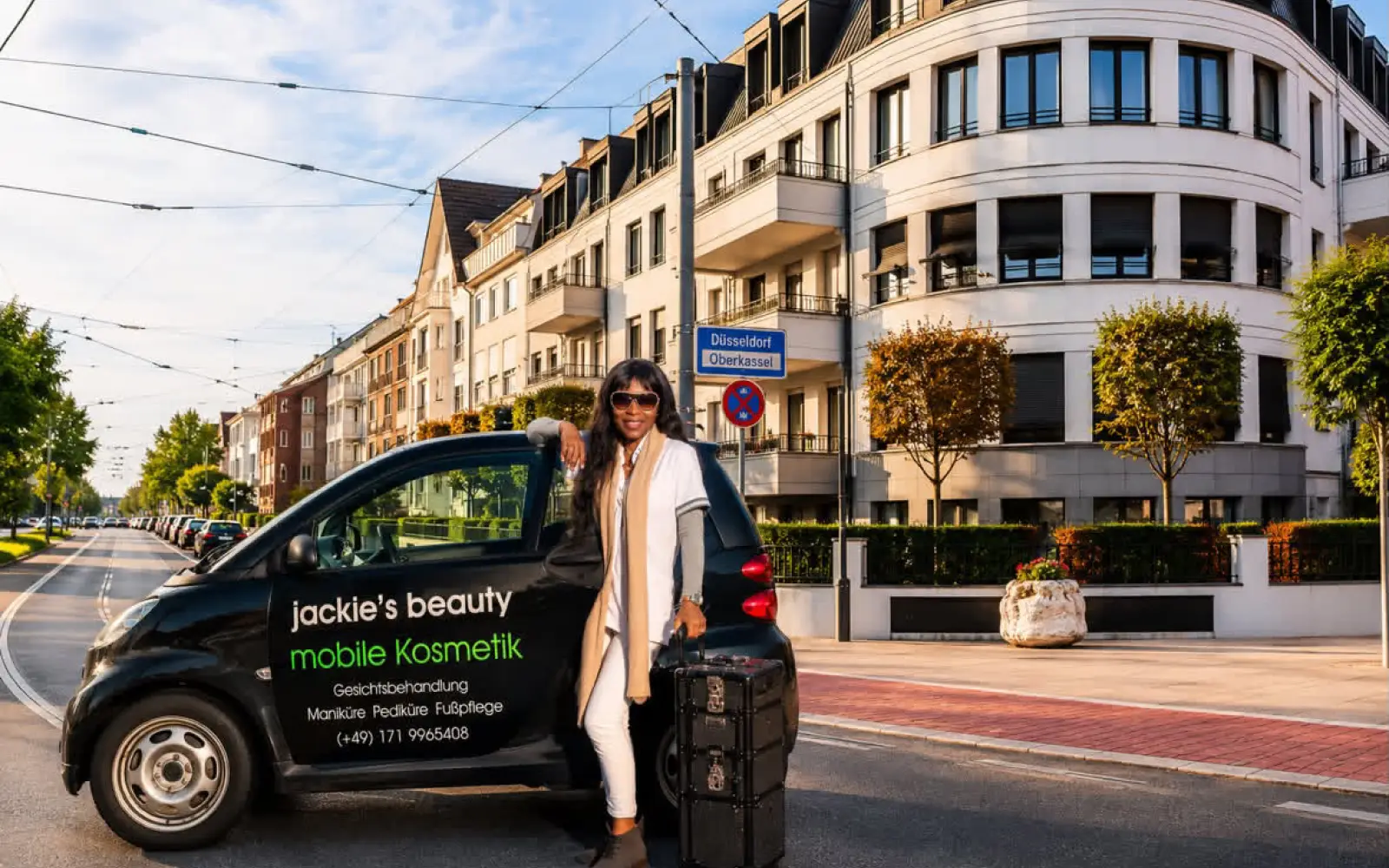 Jackline Lülf ist seit vier Jahren mit ihrer mobilen Kosmetik in Oberkassel und Umgebung unterwegs. Foto: privat