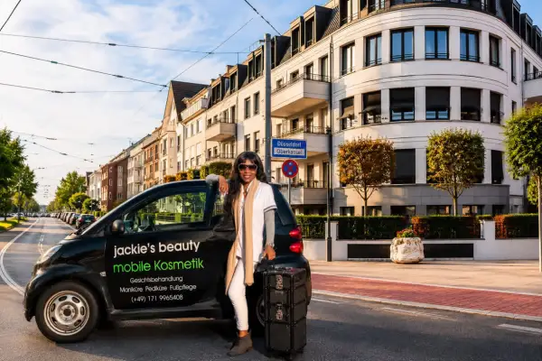 Mobile Kosmetik mit Herz in Oberkassel
